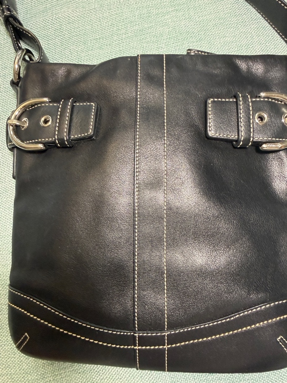 Vintage Coach SoHo 1453 Black Leather Shoulder Bag with Silver Buckle Accents - Picture 2 of 10